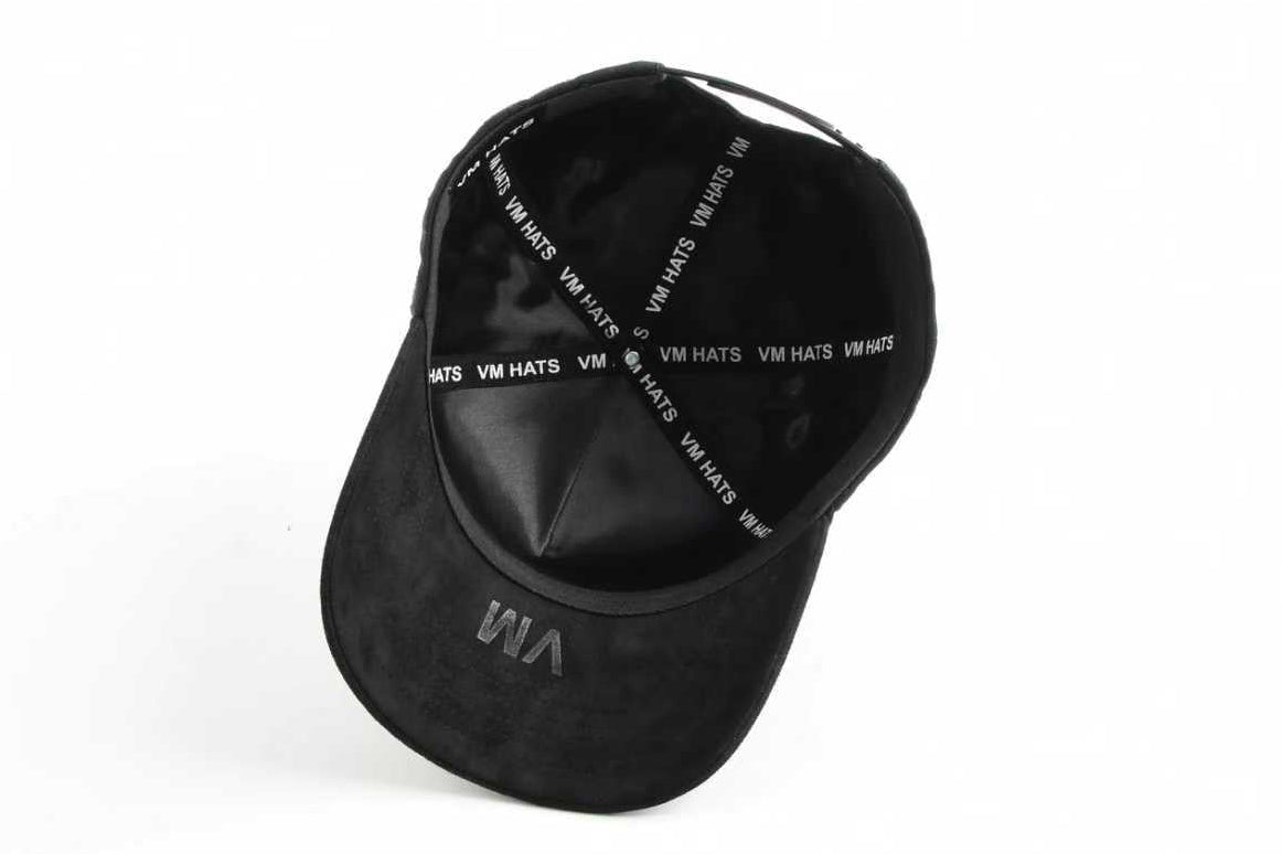 Trébol Hat With rhinestones