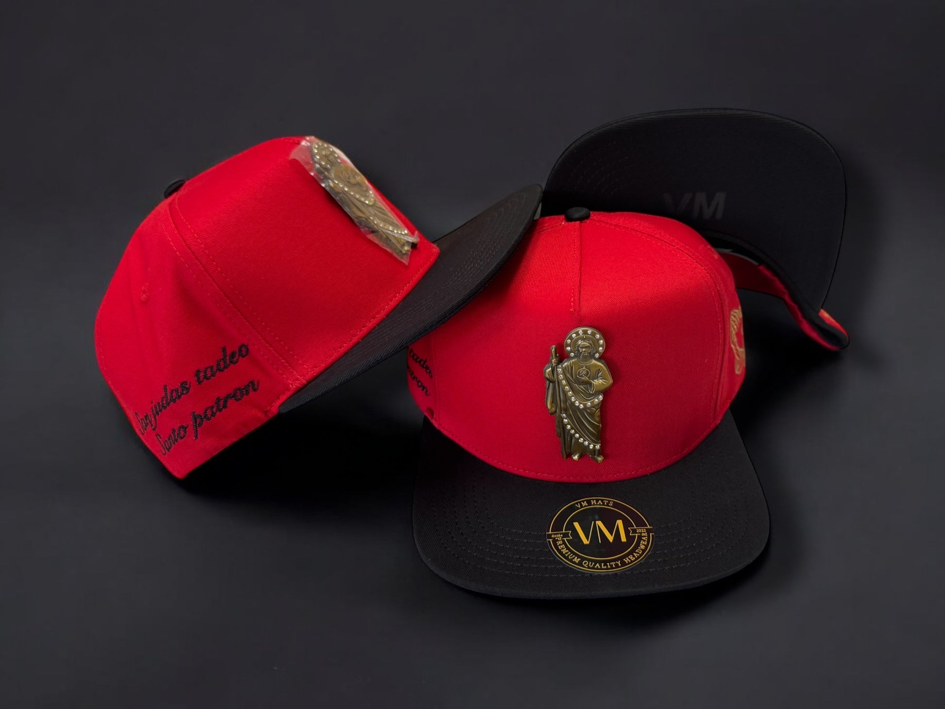 San Judas Hat con Pin Metalico