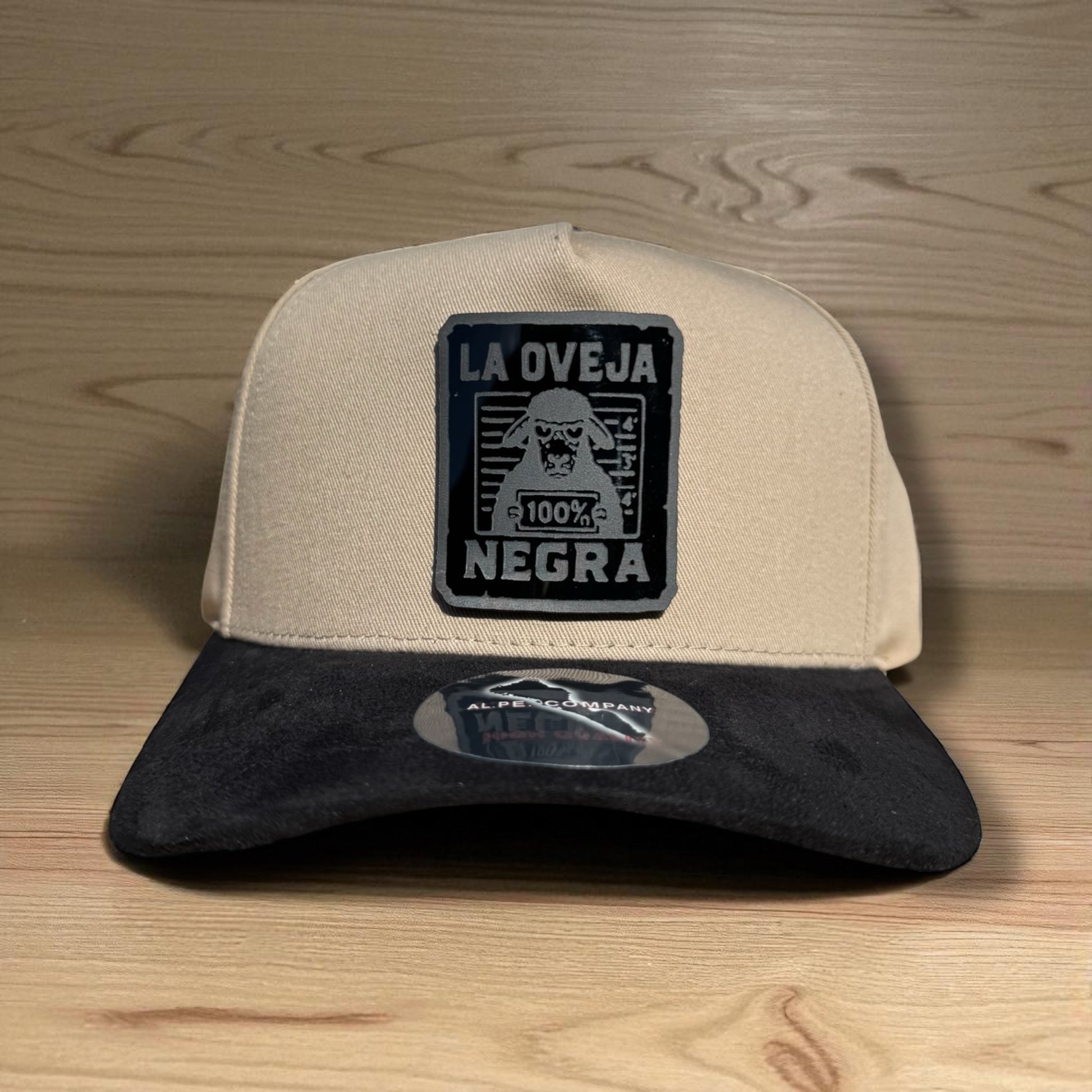 La Oveja Negra Hat
