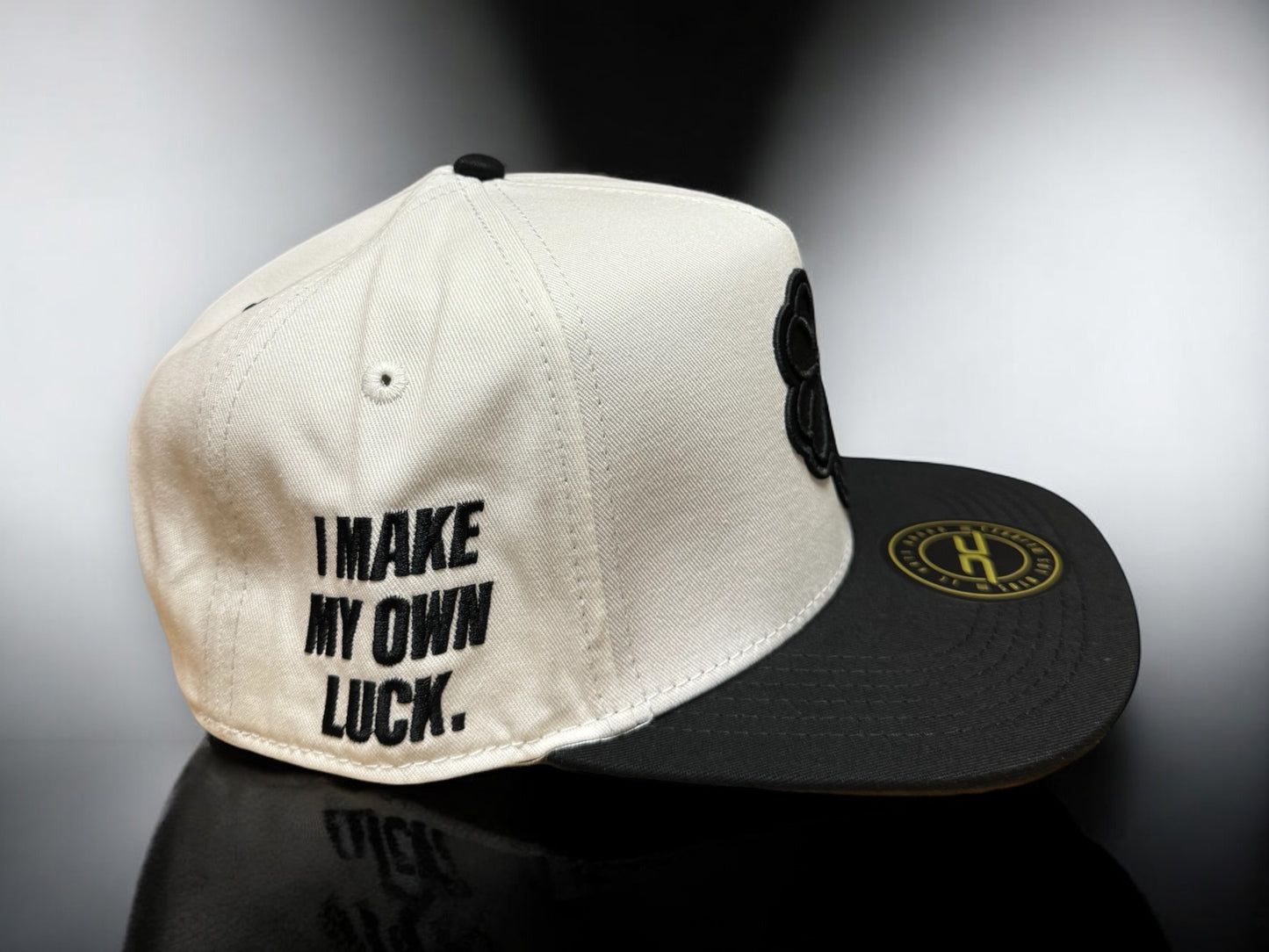 Jc Hats White - Black Trebol