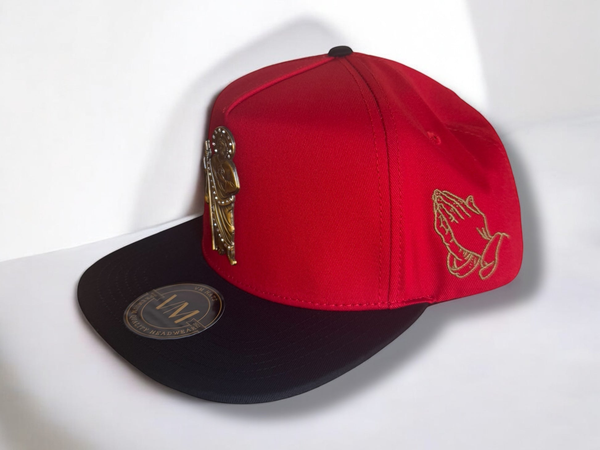 San Judas Hat con Pin Metalico