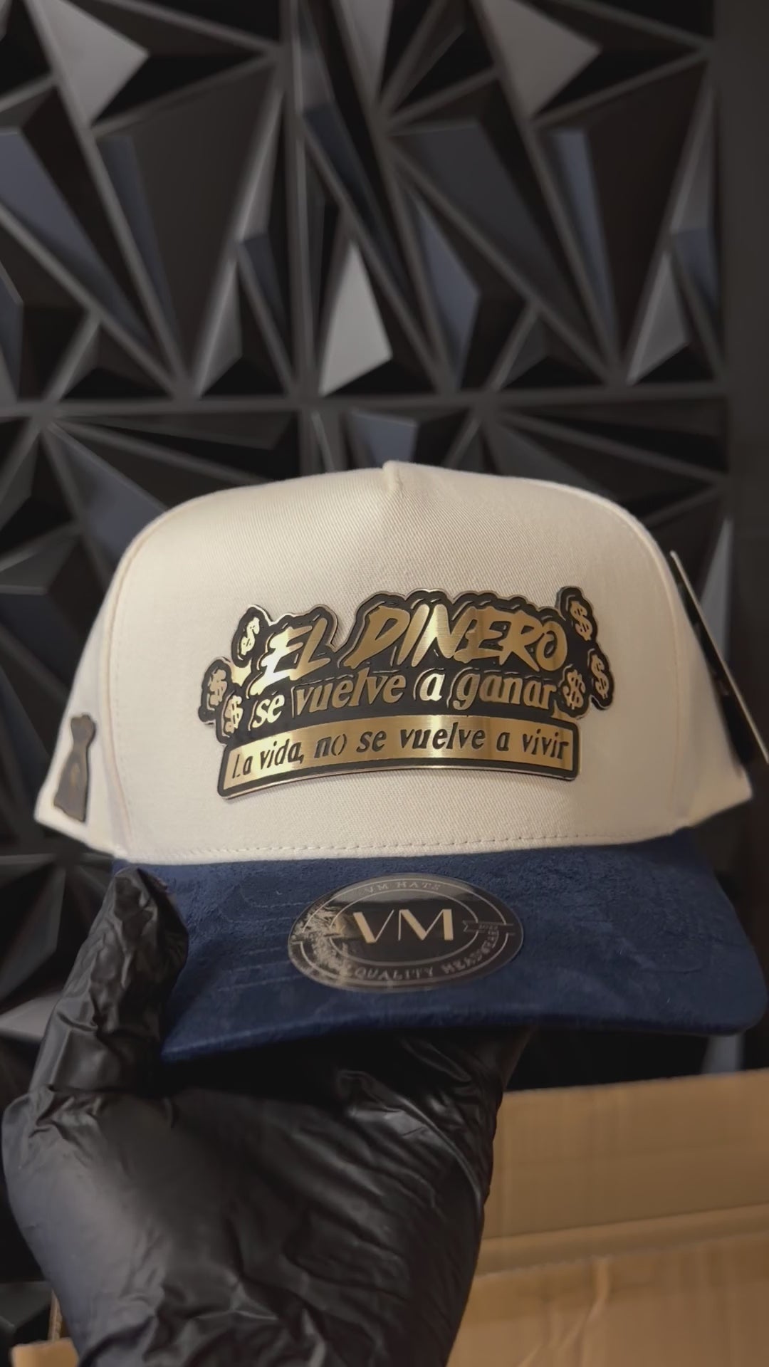 El Dinero se vuelve a ganar White - Blue visera de Gamusa